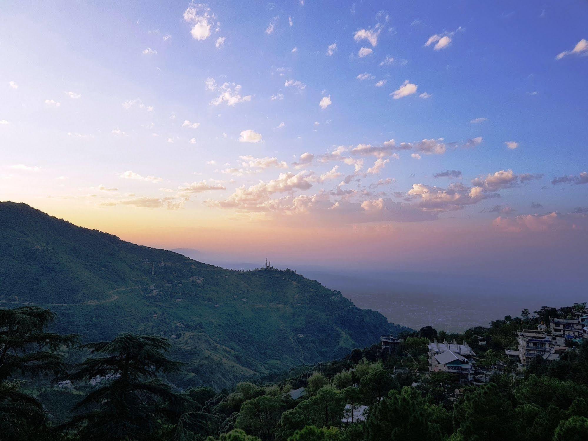 Mountain Villa Mcleodganj Дхарамсала Екстериор снимка